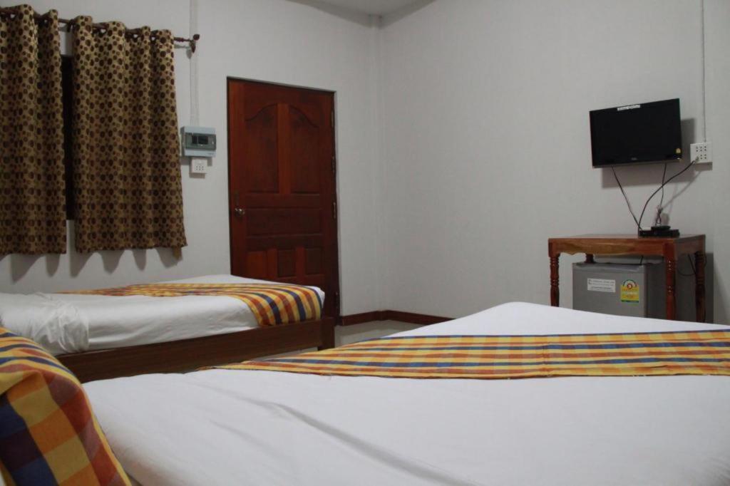 Plaifah Resort Ubon Song Khon Exterior foto