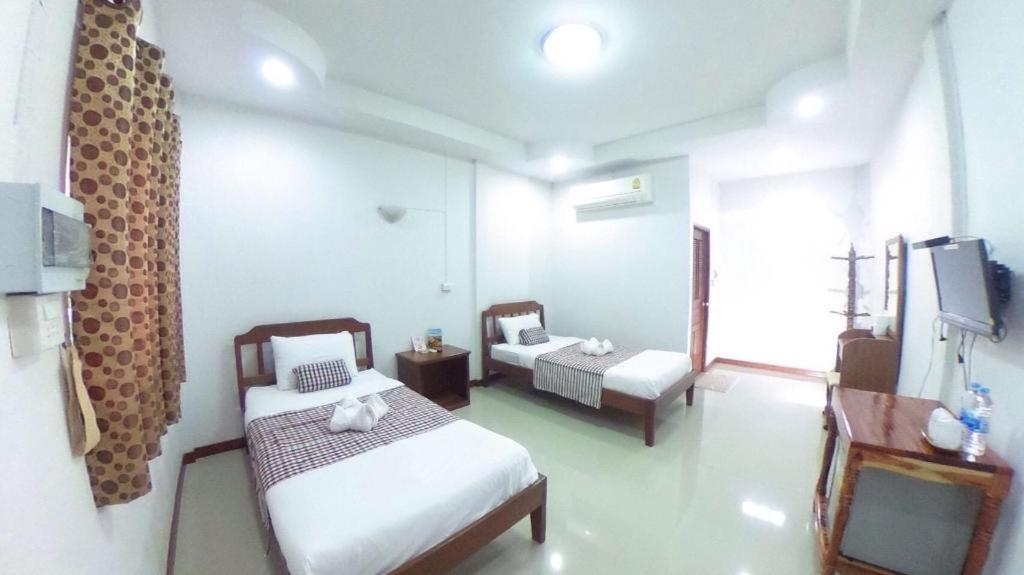 Plaifah Resort Ubon Song Khon Exterior foto